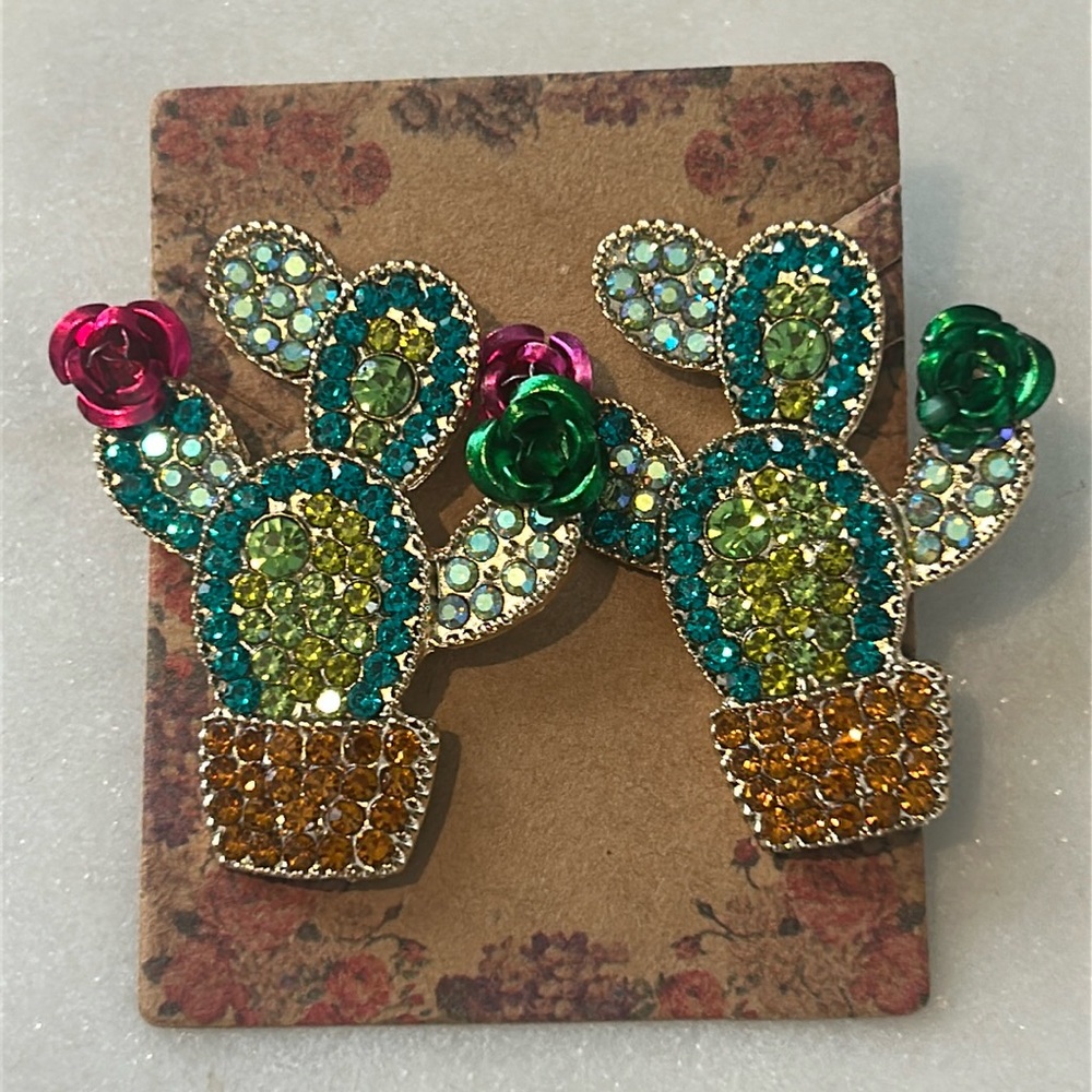 Vacation Vibes Earrings New